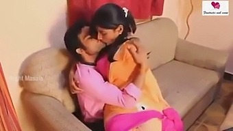 Amazing Indian Aunty'S Sex With A Young Boy