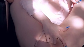 Kira Loster'S Seductive Fingers Tease Her Butt In 4k