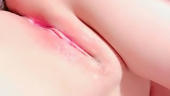 Amateur Beauty Indulges In Solo Female Masturbation With Her Pink Pussy